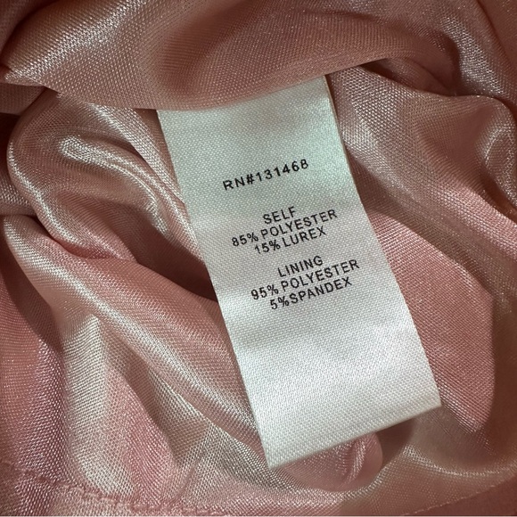 🎄SALE VICI Such A Charm Strapless Shimmer Pink and Gold Midi Dress Size XS - Picture 8 of 8